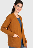 Dieser Cardigan in Orange ist ein modisches Statement. Die weiche Lambswool und der lockere Schnitt sorgen für höchsten Tragekomfort.