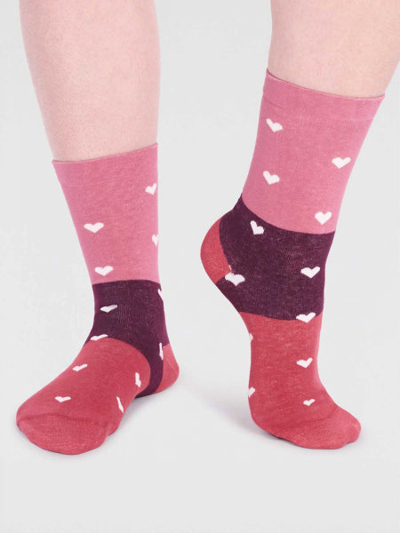 Nova Organic Heart Socks Women